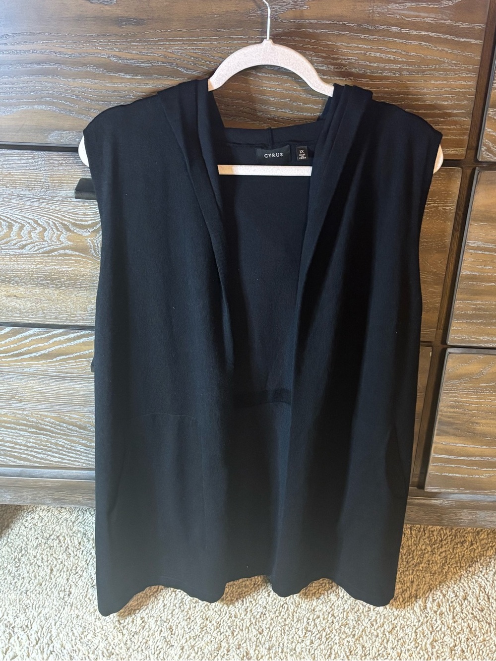Cyrus Black Sleeveless Hooded Vest